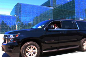JFK Airport to Manhattan Private 5-seat SUV Transfer