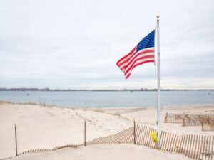 BEST BEACHES TO VISIT IN NEW YORK